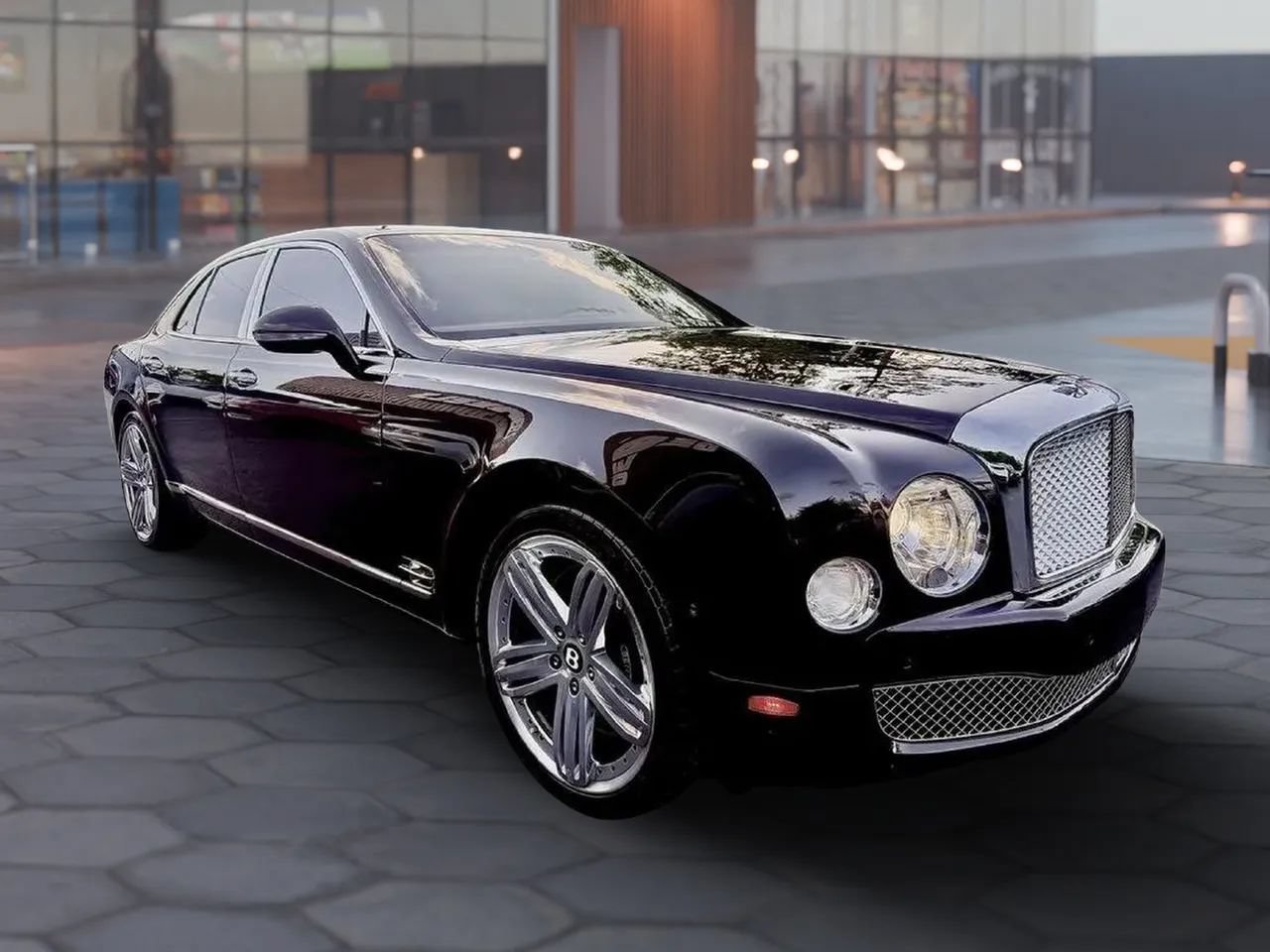 Used 2012 Bentley Mulsanne RWD image 6