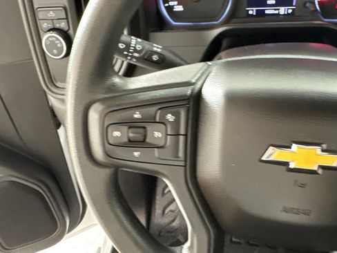 Certified 2025 Chevrolet Silverado 1500 W/T RWD image 28