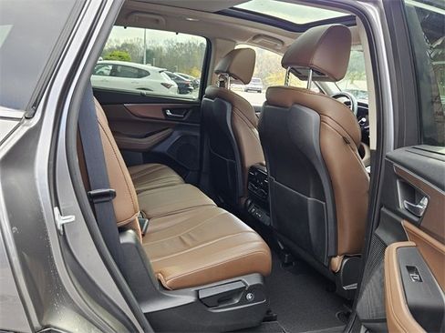 Used 2022 Acura MDX FWD w/ Technology Package image 14