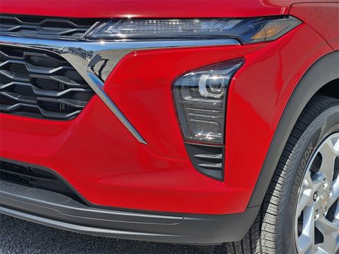 New 2026 Chevrolet Trax LS w/ LS Convenience Package image 6