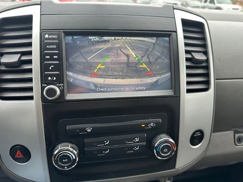 Used 2019 Nissan Frontier SV image 27