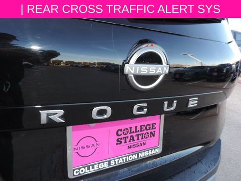 Certified 2023 Nissan Rogue S image 11