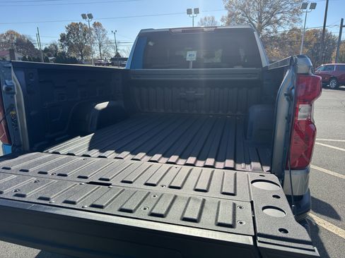 New 2026 Chevrolet Silverado 1500 Custom Trail Boss w/ Dark Appearance Package image 6