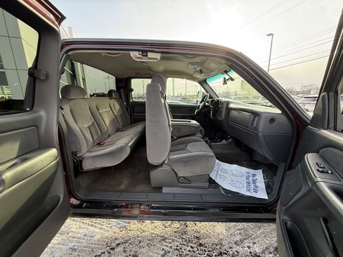 Used 2003 GMC Sierra 2500 SLE w/ Snow Plow Prep Package image 15