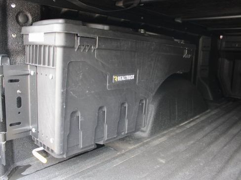 Used 2020 Chevrolet Silverado 1500 LTZ w/ LTZ Plus Package image 24