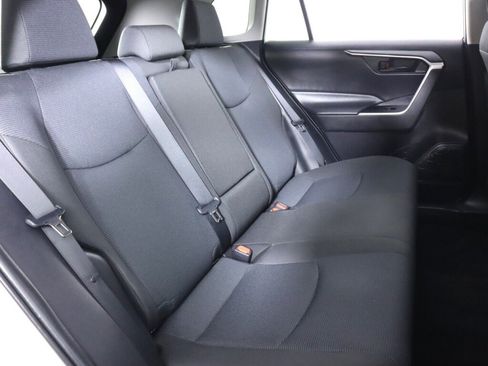 Used 2022 Toyota RAV4 LE AWD/4WD image 33