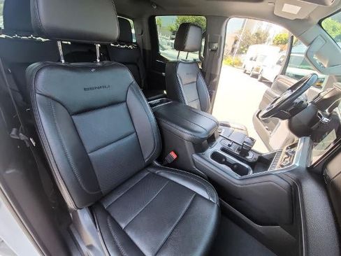 Used 2024 GMC Sierra 1500 Denali AWD/4WD image 29