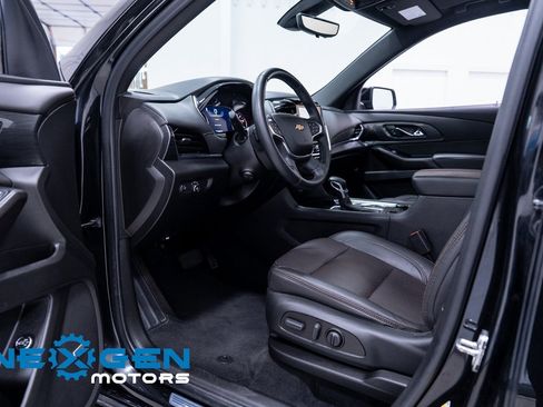 Used 2023 Chevrolet Traverse High Country image 23