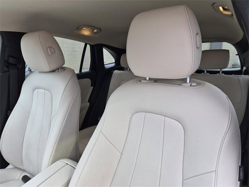 Certified 2022 Mercedes-Benz GLA 250 4MATIC image 24