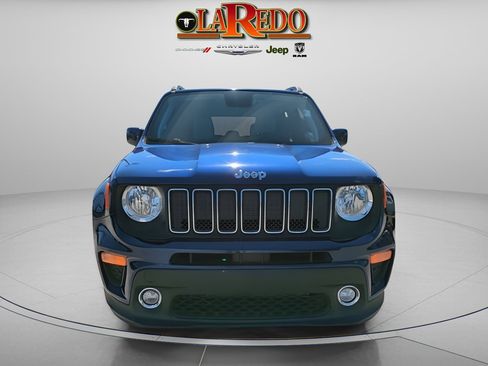 Used 2020 Jeep Renegade Latitude w/ Popular Equipment Group image 3