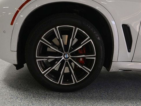 Certified 2023 BMW X5 xDrive40i w/ M Sport Package image 5