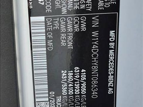 Used 2022 Mercedes-Benz Sprinter 2500 image 23