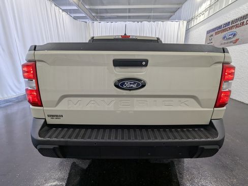Used 2025 Ford Maverick XL image 7