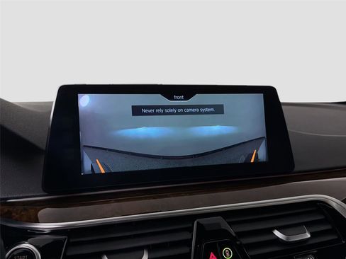 Used 2017 BMW 530i RWD image 13