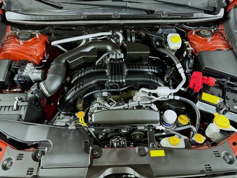 Used 2024 Subaru Crosstrek 2.0i image 30