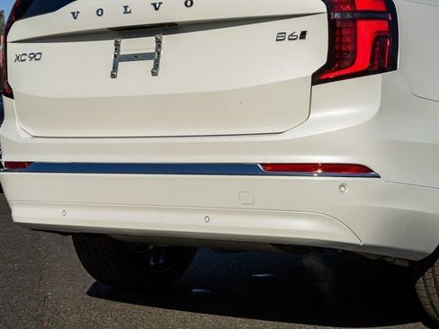 New 2026 Volvo XC90 B6 Ultra w/ Protection Package Premier image 9