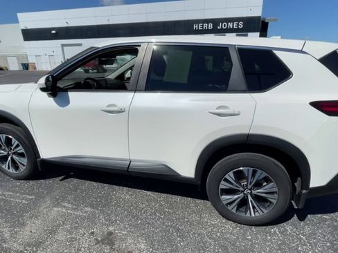 Used 2023 Nissan Rogue SV AWD/4WD image 7