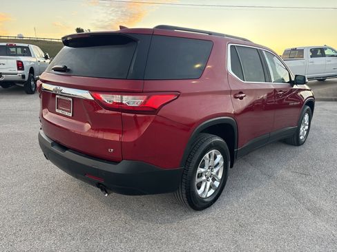 Used 2021 Chevrolet Traverse LT image 5