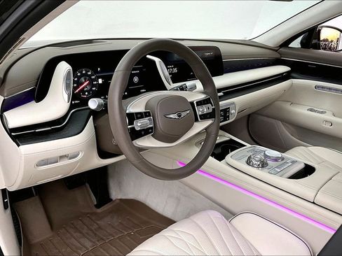 Used 2023 Genesis G90 3.5T image 17
