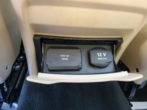 Used 2018 Mercedes-Benz GLC 300 image 11