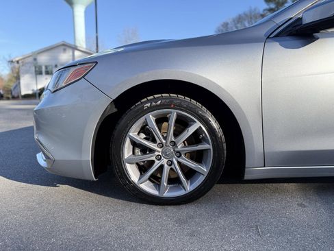 Used 2019 Acura TLX image 14