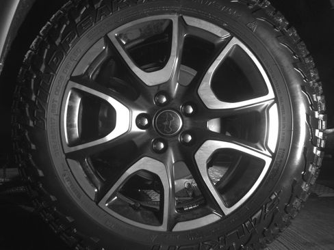Used 2025 Jeep Compass Trailhawk AWD/4WD image 13