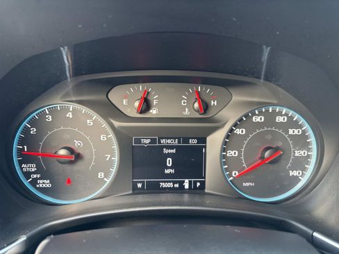 Used 2018 Chevrolet Equinox LT image 29