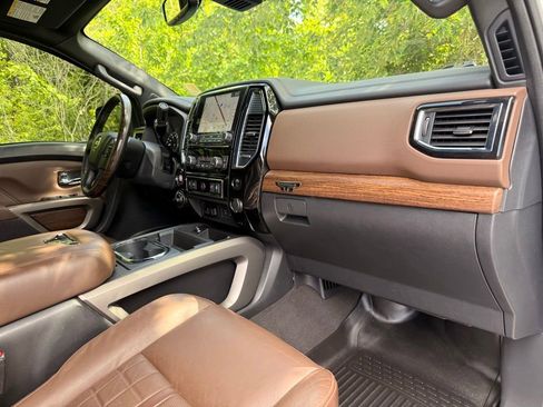 Used 2020 Nissan Titan Platinum Reserve w/ Protection Package 2 AWD/4WD image 35