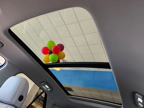 New 2025 Honda Prologue Touring image 18