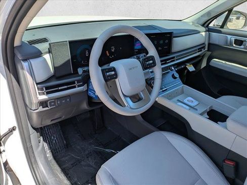 New 2026 Hyundai Santa Fe SE FWD image 10