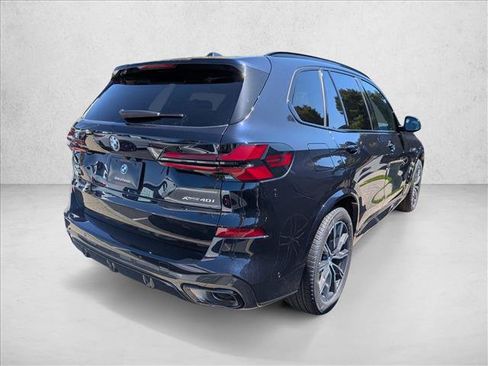 New 2026 BMW X5 xDrive40i w/ M Sport Package AWD/4WD image 2