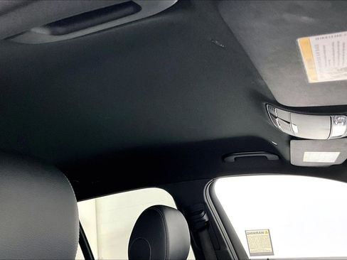 Certified 2022 Mercedes-Benz GLC 300 image 27