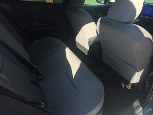 Used 2024 Toyota Prius LE image 16