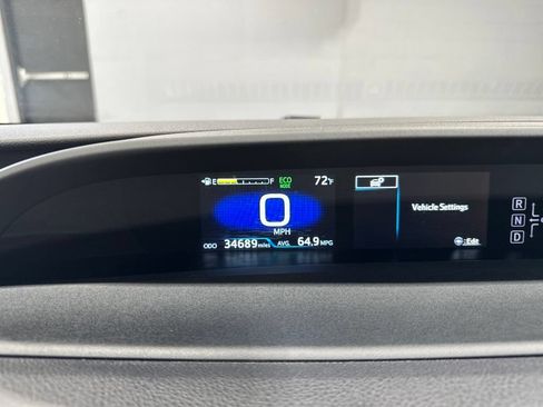 Certified 2021 Toyota Prius Prime LE FWD image 10