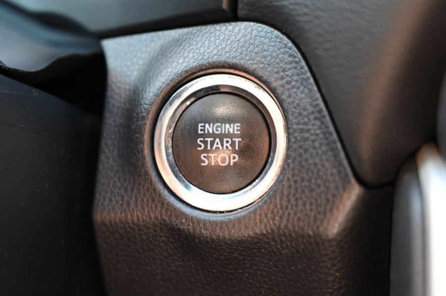 Used 2020 Toyota RAV4 XLE w/ All Weather Liner Package AWD/4WD image 27
