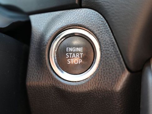 Used 2020 Toyota RAV4 XLE w/ All Weather Liner Package AWD/4WD image 27