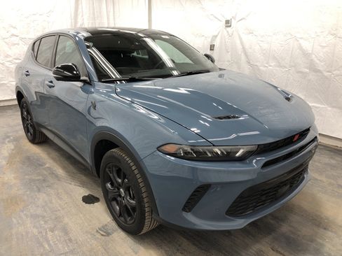 Certified 2024 Dodge Hornet GT Plus w/ Tech Pack Plus w/o Parking image 4