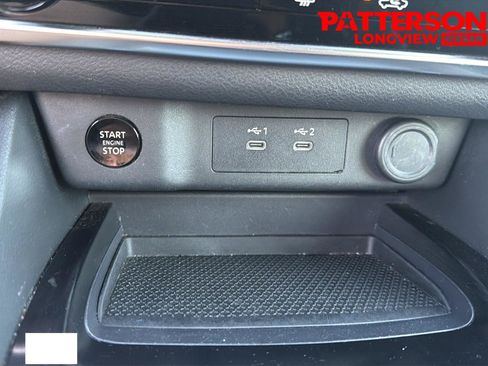 Used 2024 Nissan Rogue S FWD image 25