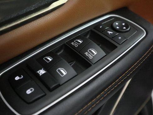 Used 2022 RAM 1500 Limited AWD/4WD image 33