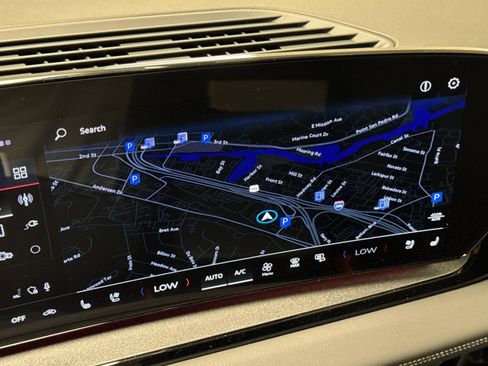 New 2025 Audi Q6 e-tron Premium Plus image 18