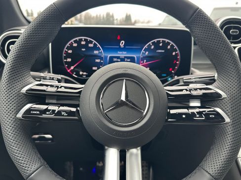 New 2026 Mercedes-Benz GLC 300 4MATIC image 23