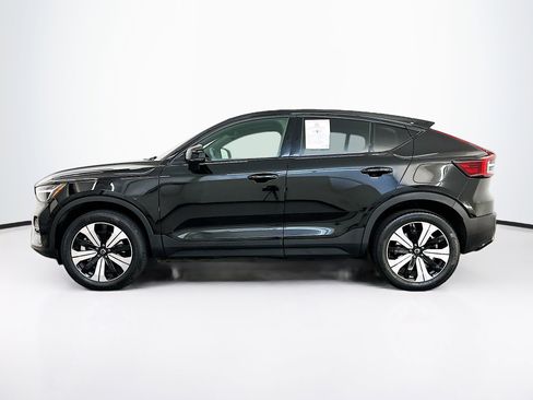 Used 2023 Volvo C40 Recharge Core w/ Climate Package AWD/4WD image 4