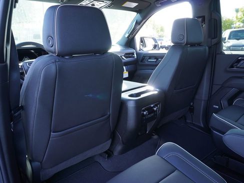 New 2026 GMC Yukon XL Elevation image 11