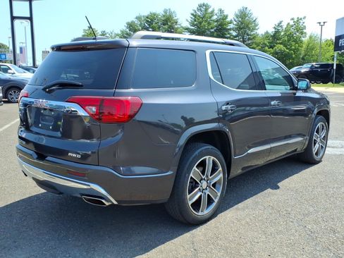 Used 2017 GMC Acadia Denali w/ Technology Package AWD/4WD image 3