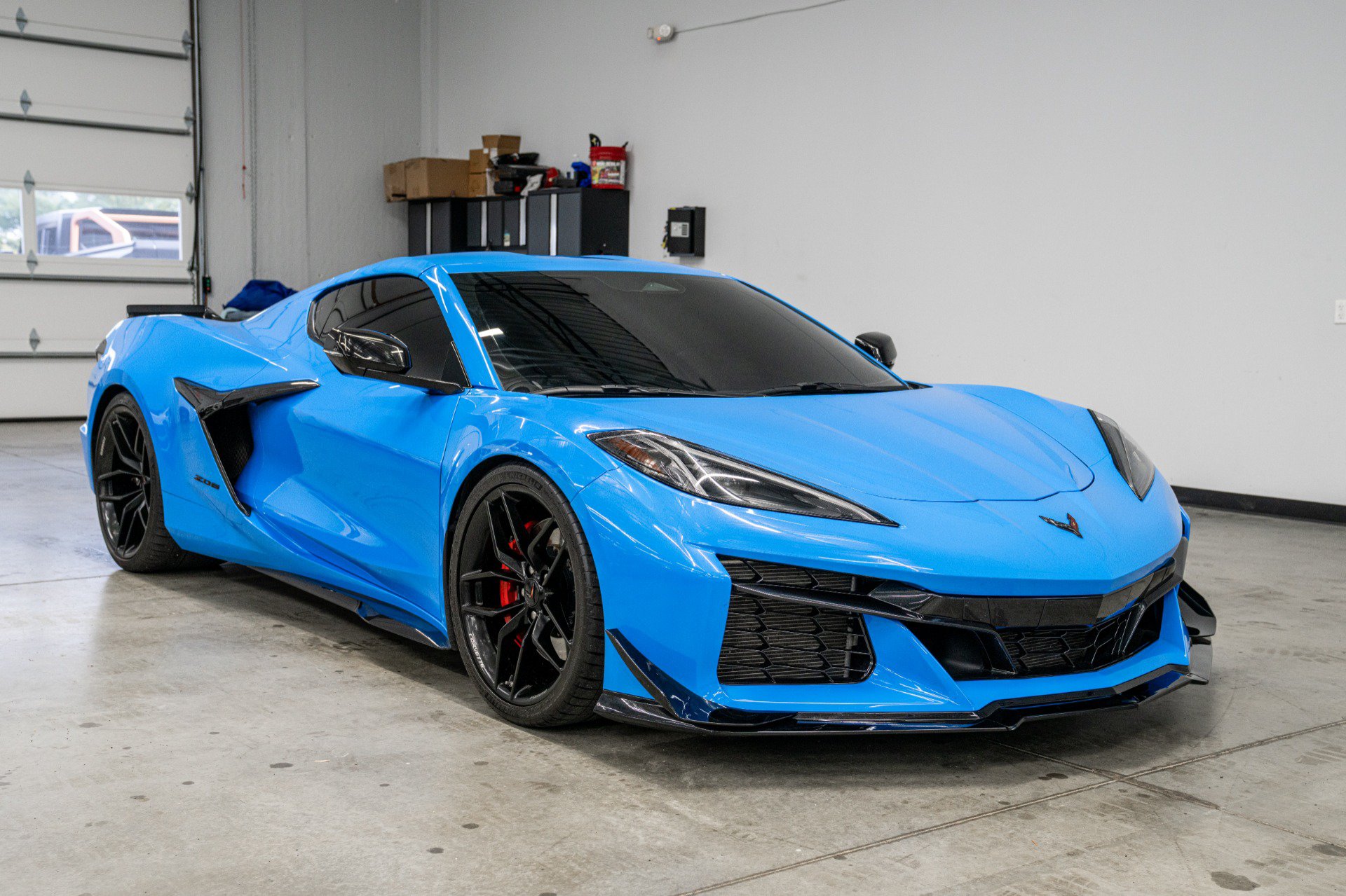 Used 2025 Chevrolet Corvette Z06 RWD image 38