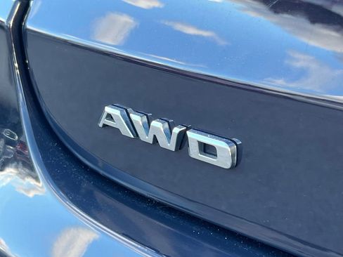 Certified 2025 Cadillac XT6 Premium Luxury image 16