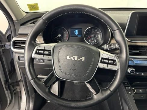 Used 2022 Kia Telluride EX w/ EX Premium Package AWD/4WD image 12