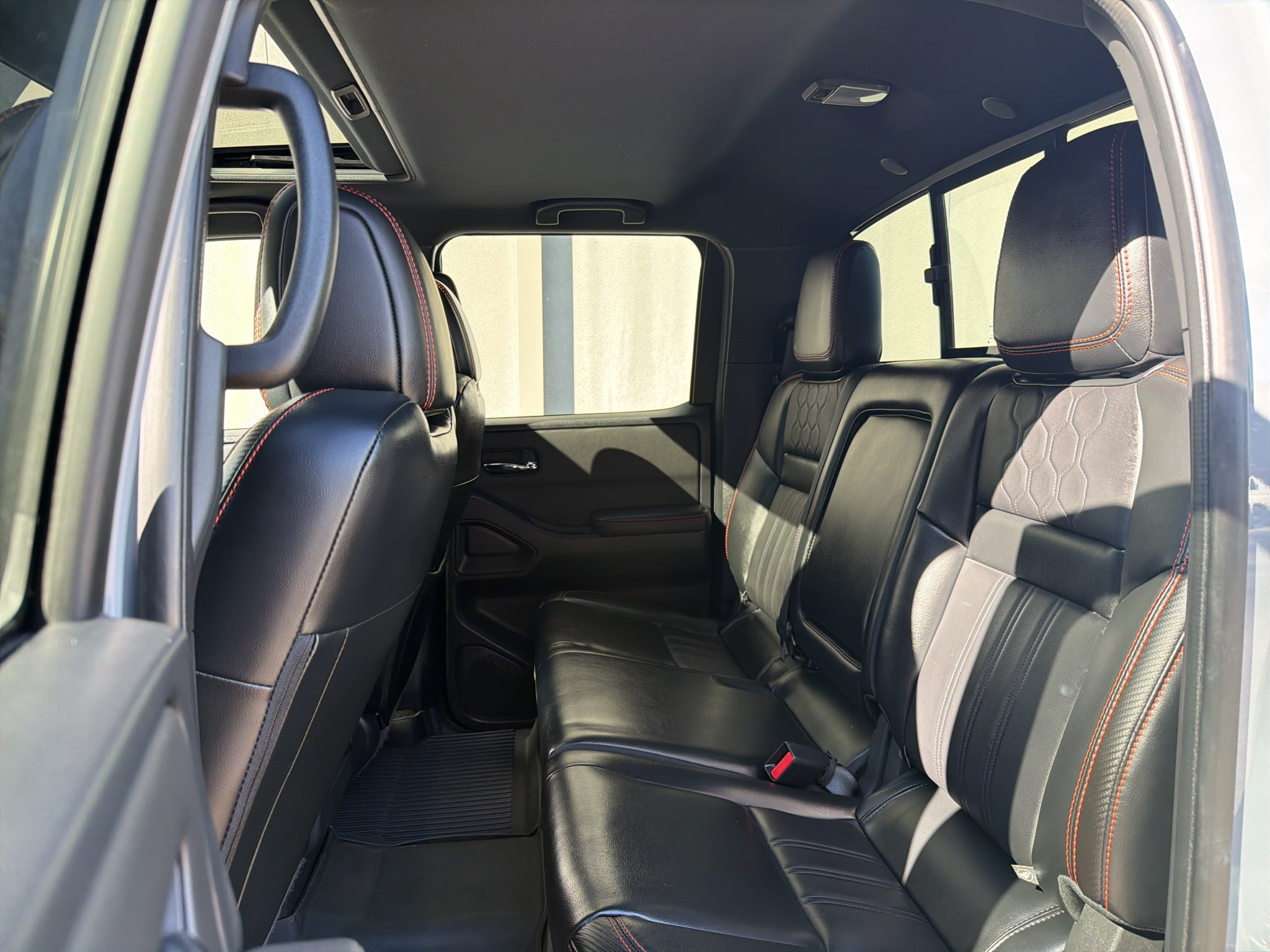 Certified 2023 Nissan Frontier PRO-4X w/ Pro-4X Premium Package AWD/4WD image 14