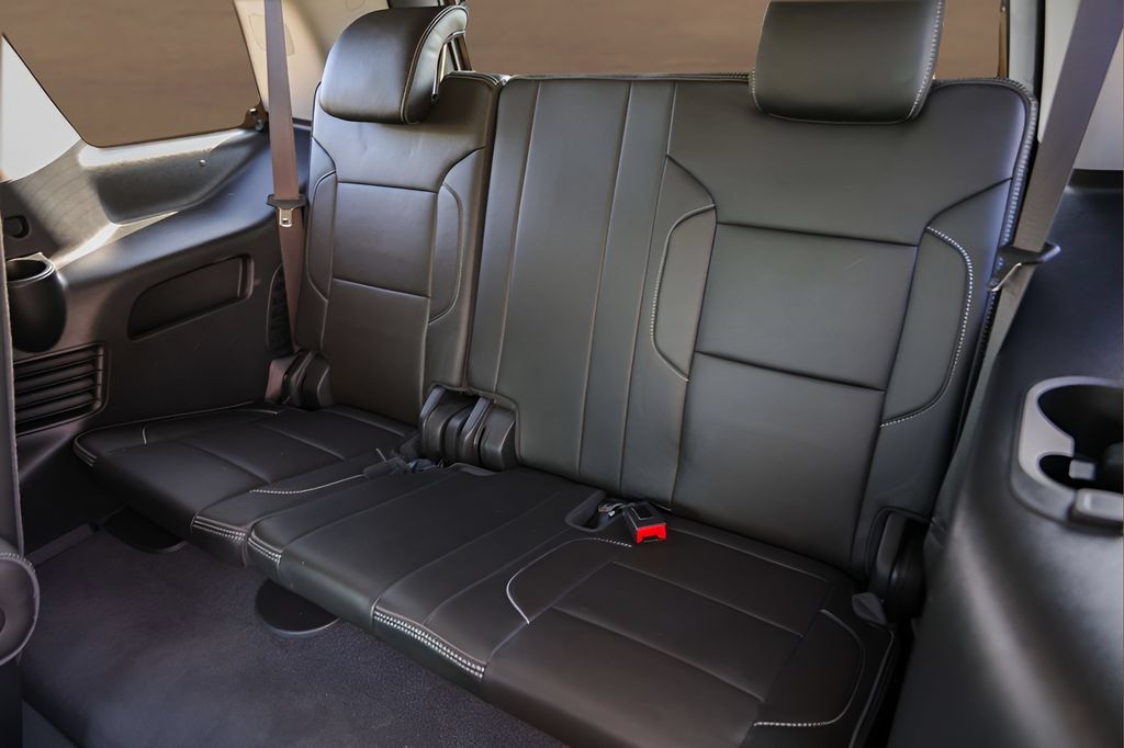 Used 2020 GMC Yukon Denali w/ Denali Ultimate Package RWD image 25