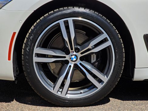 Used 2016 BMW 740i RWD image 44